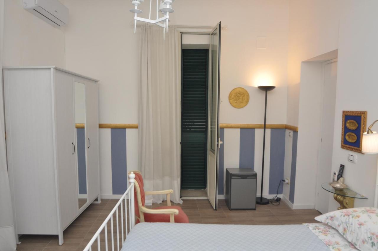 Brenta 12 Bed and Breakfast Messina Exteriör bild