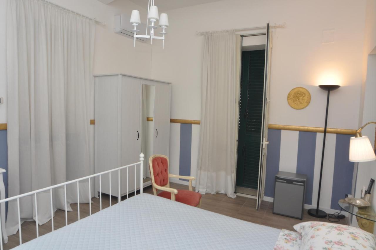 Brenta 12 Bed and Breakfast Messina Exteriör bild