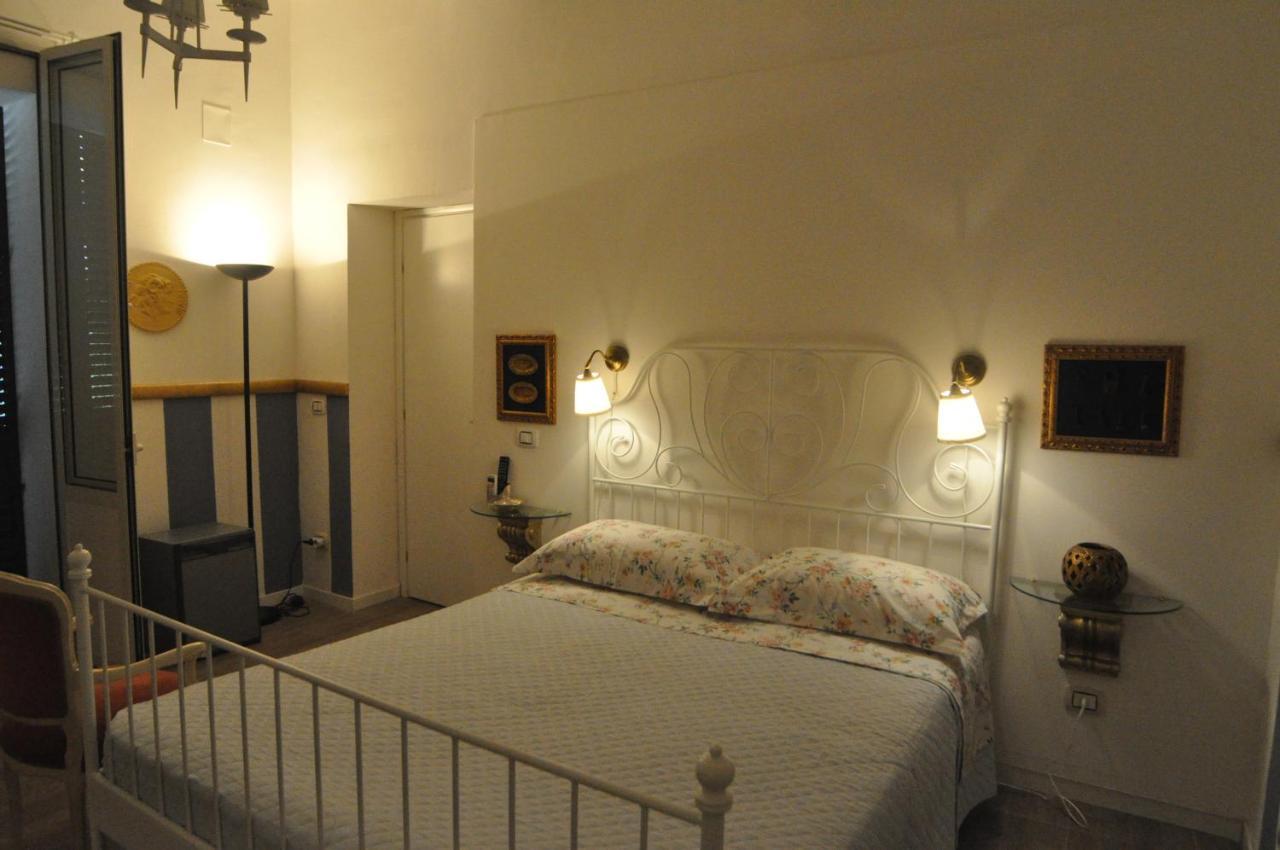 Brenta 12 Bed and Breakfast Messina Exteriör bild
